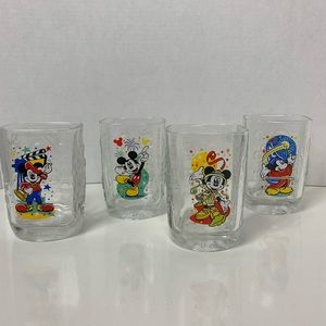 Walt Disney World Millennium Set/4 Square Glasses